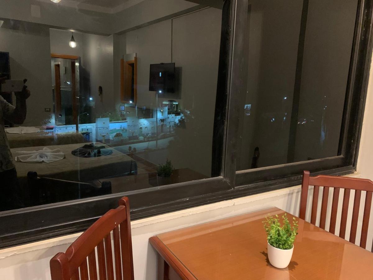 Royal Hotel Qena ภายนอก รูปภาพ