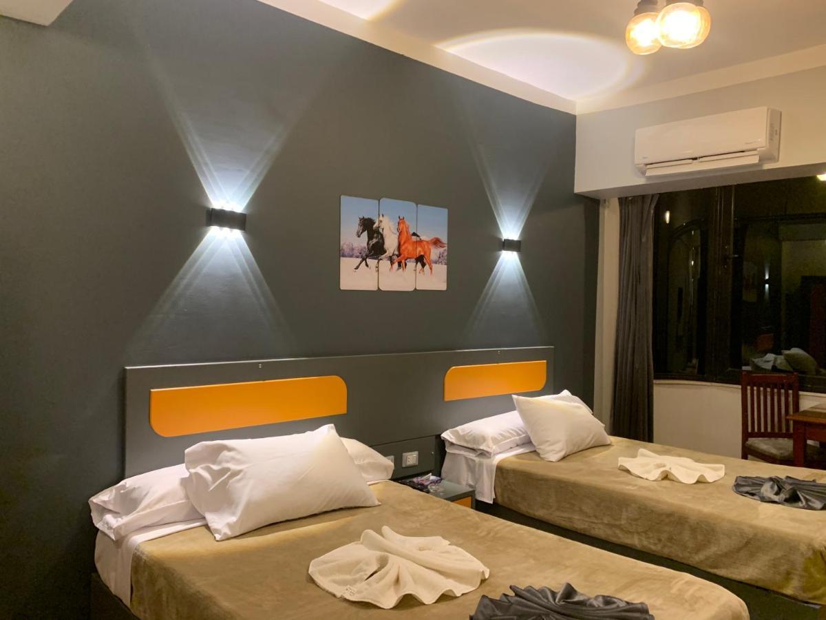 Royal Hotel Qena ภายนอก รูปภาพ